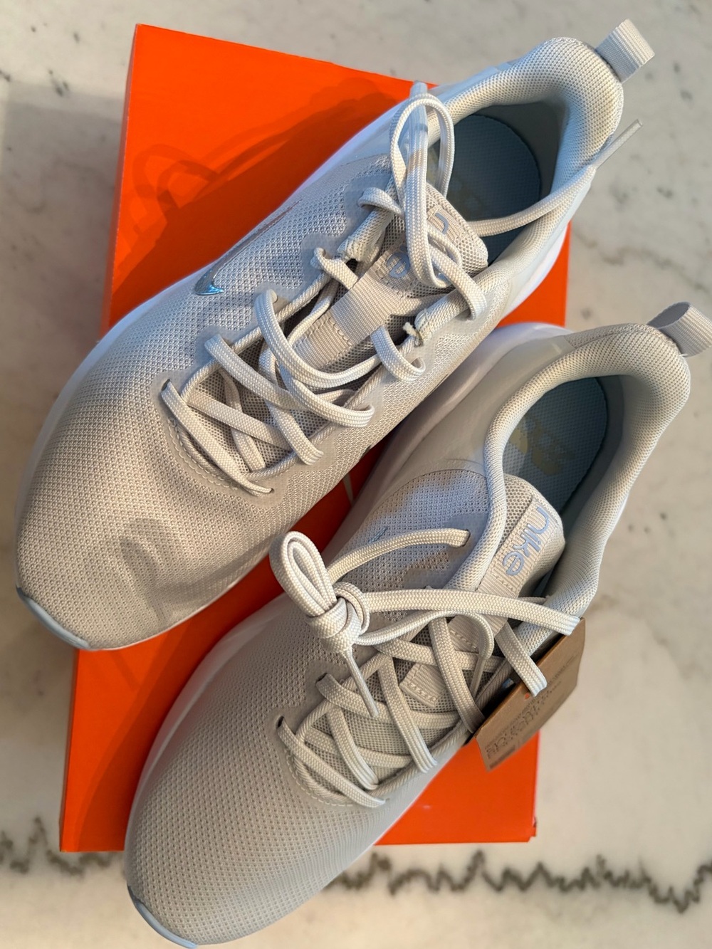 NEW IN BOX Nike Air Zoom Bella 7 Women's Workout Shoes size 10